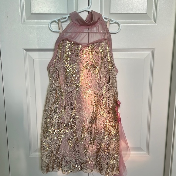 Dance solo costume - Picture 1 of 4